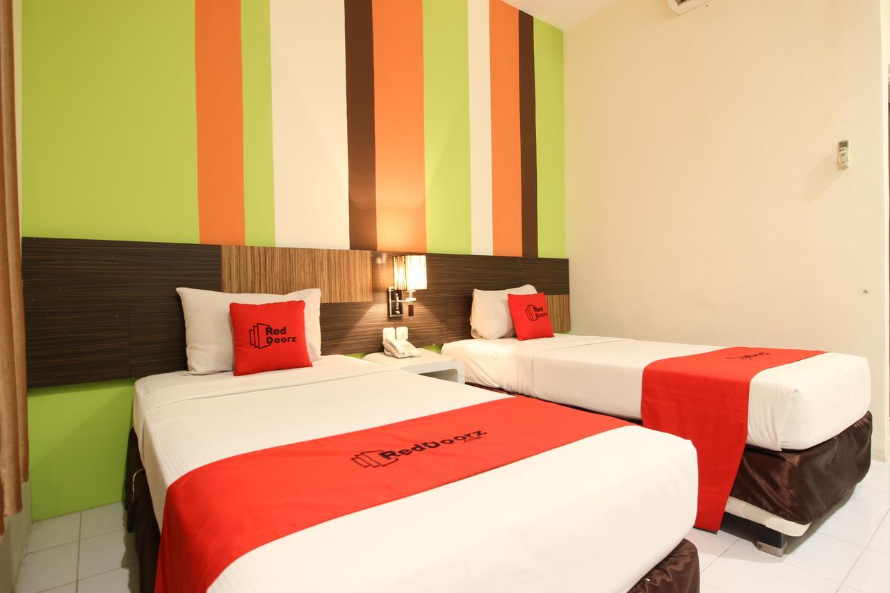 Reddoorz Plus Near Keraton Yogyakarta 2 Kültér fotó